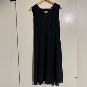 Isabella Bird silk pleated Black Sleeveless Dress size 12